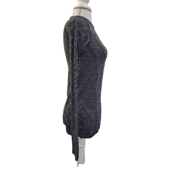 Lululemon Rest Less Long Sleeve Crew Neck Yoga Fitness Grey Charcoal Top Size 4 - Picture 5 of 7